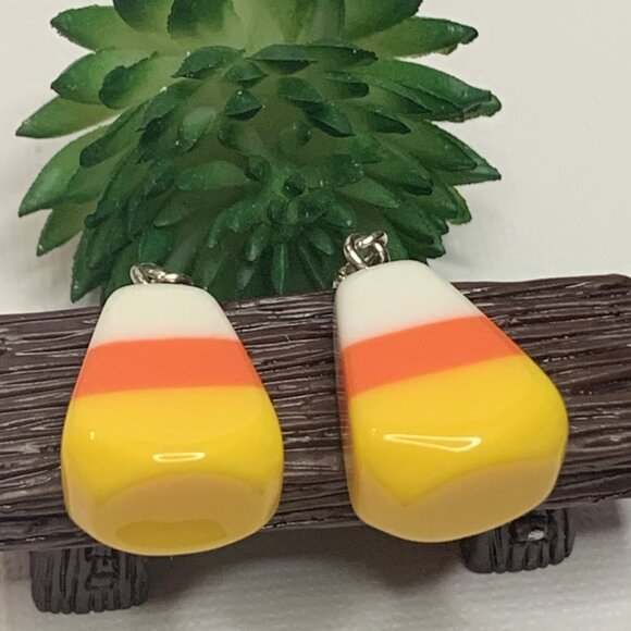 Candy Corn Earring, Halloween Earring, Funny Food Earring, Fall Earring, Candy - Picture 3 of 8